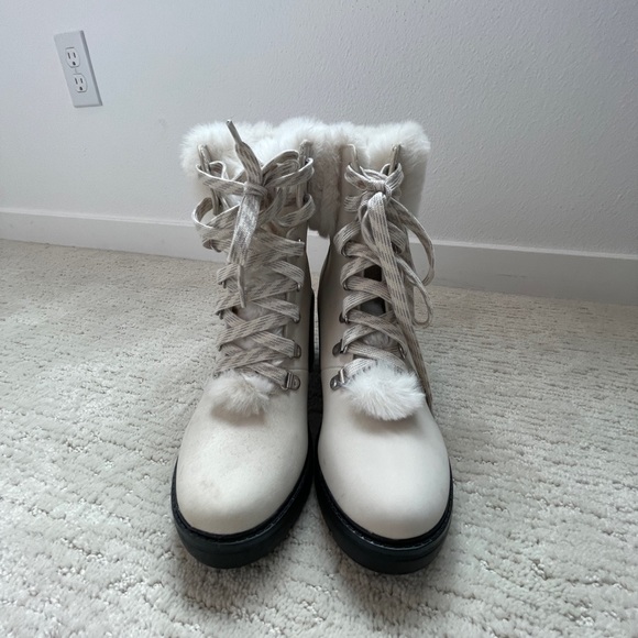 Esprit Winter Boots ivory fur tie up combat boots winter snow fall casual NWOT 9 - Picture 5 of 9